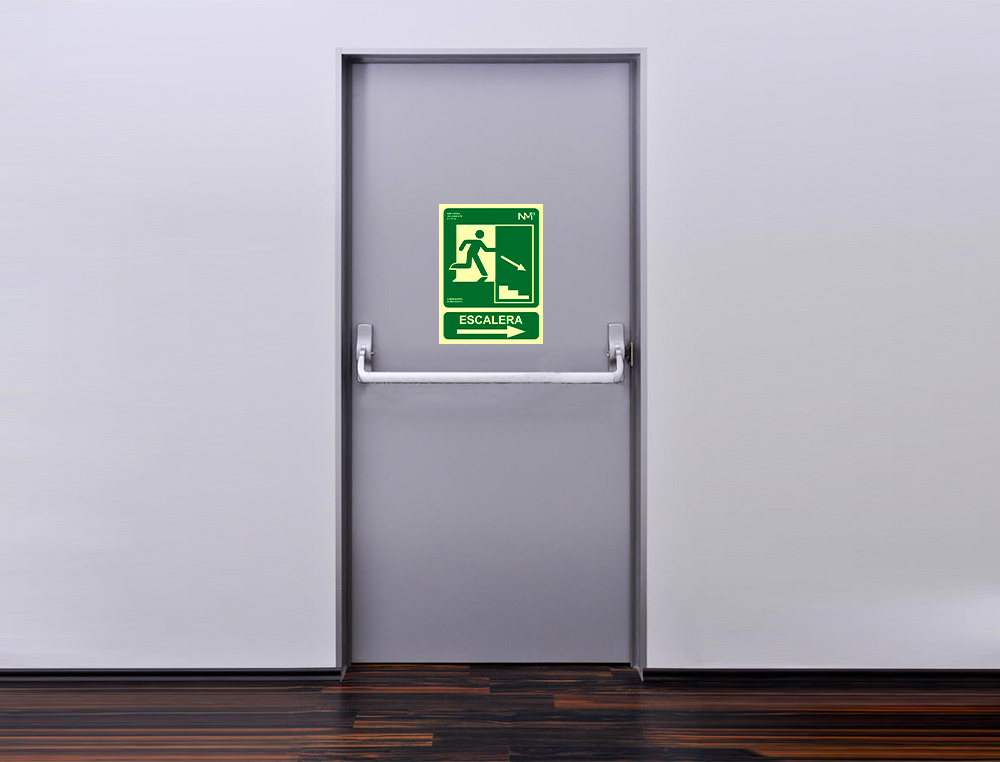 PICTOGRAMA ARCHIVO 2000 SALIDA EMERGENCIA ESCALERA BAJA DERECHA PVC VERDE LUMINISCENTE 224X300 MM