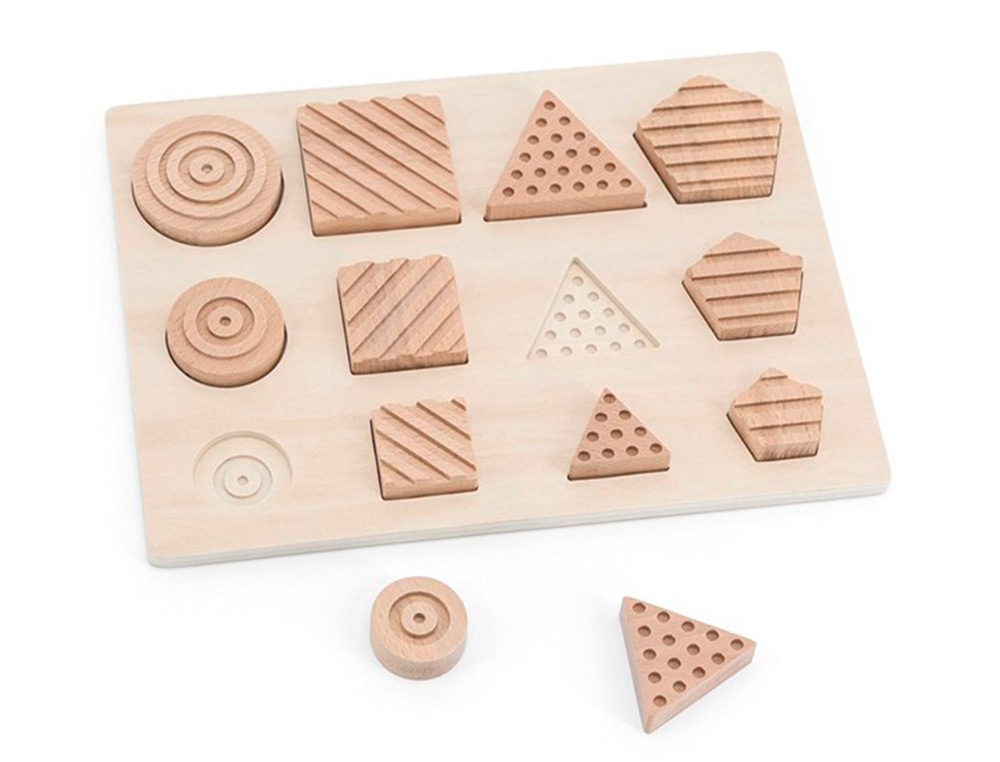 JUEGO DIDACTICO ANDREUTOYS FORMAS GEOSENSORIALES MADERA 12 PIEZAS