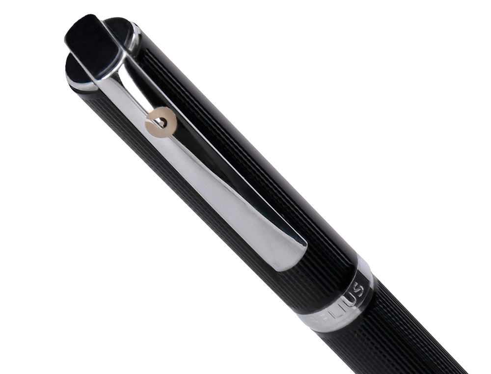 ROLLER Y ESTUCHE BELIUS TURBO ALUMINIO TEXTURA PUNTEADA NEGRO PLATEADO TINTA AZUL CAJA DE DISEÑO