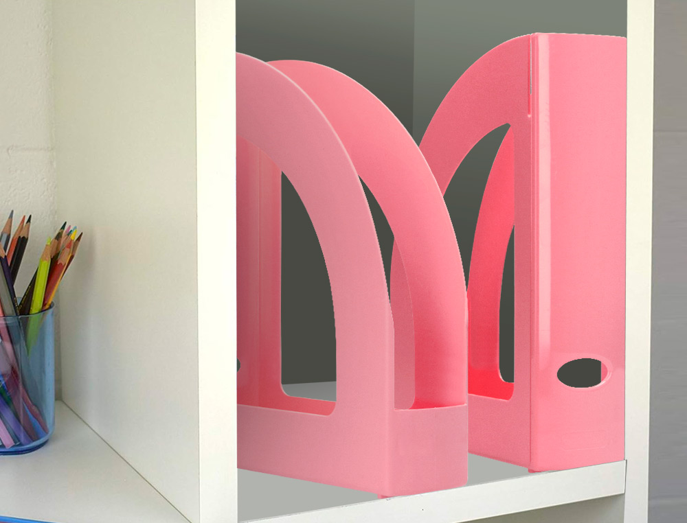 REVISTERO PLASTICO Q-CONNECT COLOR ROSA PASTEL 320X250X80 MM