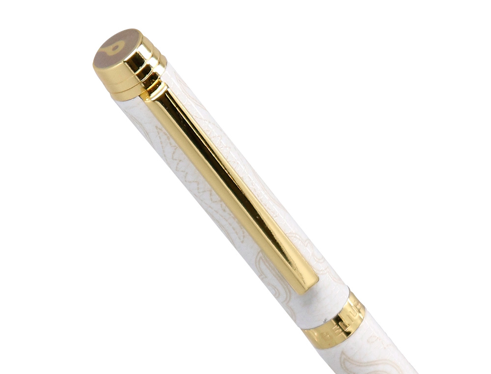 BOLIGRAFO BELIUS WILD WEST ALUMINIO COLOR CREMA DORADO TINTA COLOR AZUL CAJA DE DISEÑO