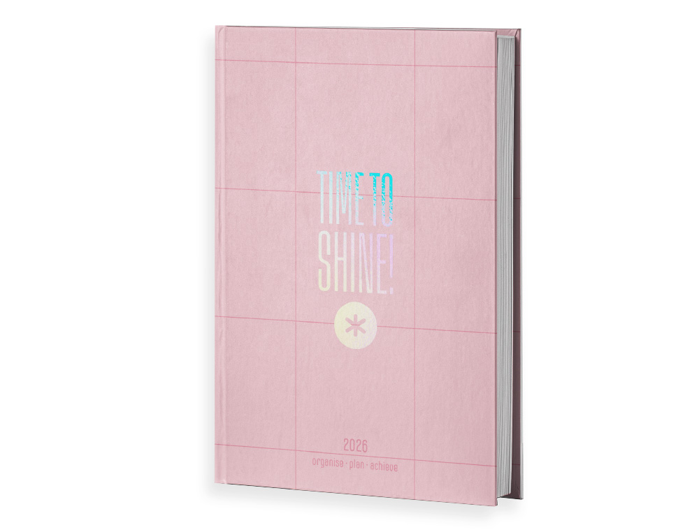 AGENDA ENCUADERNADA ANTARTIK TIME TO SHINE A5+ 2026 DÍA PÁGINA ROSA PAPEL 80G FSC