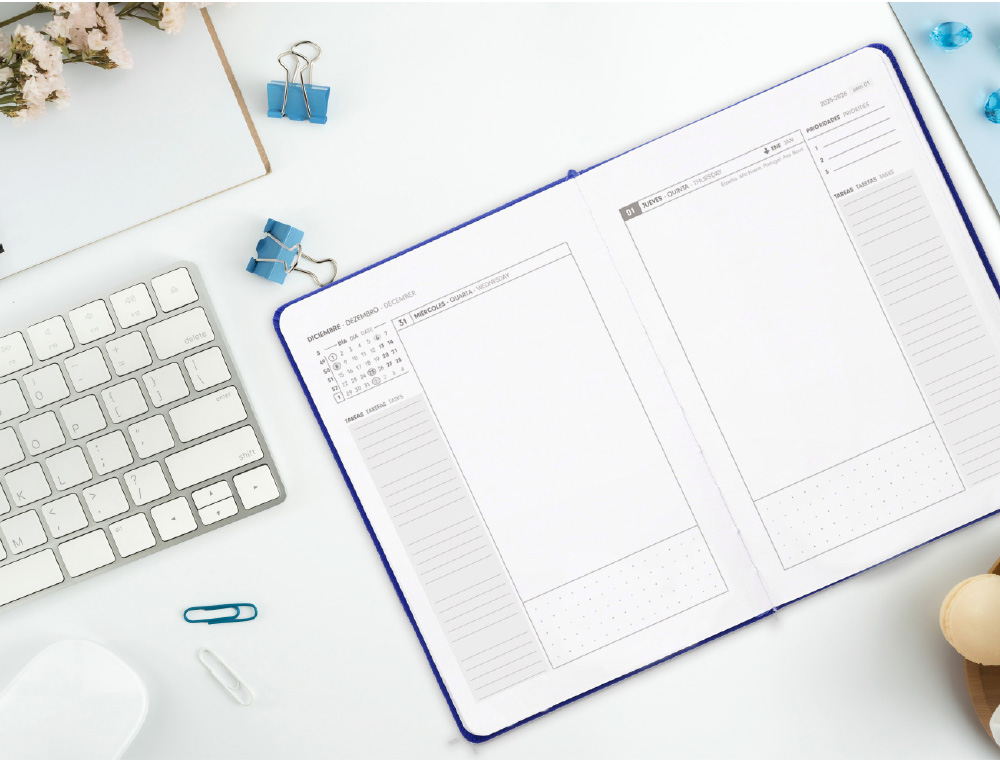 AGENDA ENCUADERNADA ANTARTIK MY YEAR A5+ 2026 DA PGINA NEGRO PAPEL 80G FSC